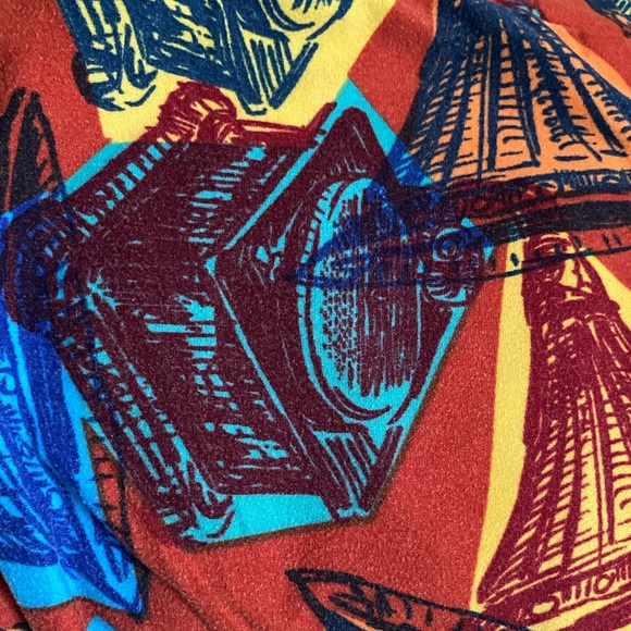 LulaRoe Leggings ✨BUY 1 GET 1 50% leggings✨ - Picture 3 of 3